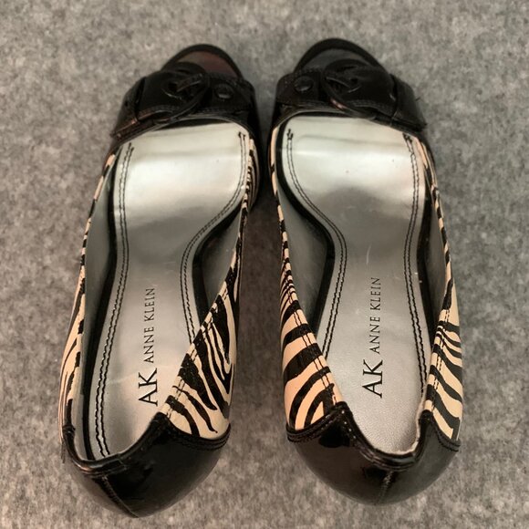 Anne Klein Women’s Leather Heel Black and Cream Zebra Pattern Peep Toe Shoes - Picture 9 of 12